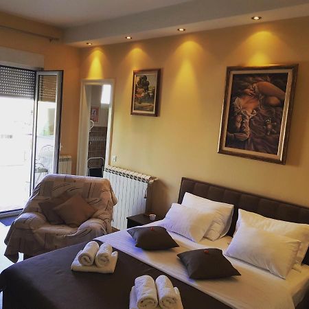Jolie Apartment เบลเกรด ภายนอก รูปภาพ